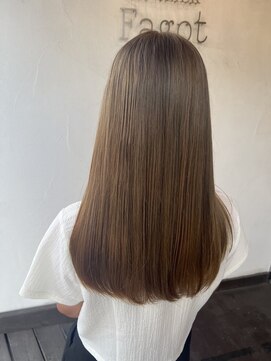 アトリエファゴ ハナミズキ店 【Yuine】透明感抜群!グレージュカラー