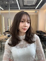 ウェイズトウキョウ 新宿店(Ways TOKYO)&nbsp;前髪ありミディアムレイヤーカット顔まわり透明感カラーベージュ