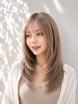 テラ(terra)&nbsp;ミルクティーベージュ×小顔レイヤーロング/20代30代40代