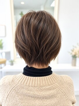 アトリーチェ 六科店(ATTRICE) 大人のふんわり丸みショート×艶ブラウン