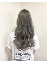 ヴィダ クリエイティブ ヘアーサロン(Vida creative hair salon) デザインカラー☆外国人風シルバーグレージュ