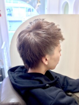 シュー(Chou) シルバーアッシュ