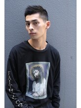 リル 阪神尼崎(LiL') ツーブロックアップバング_束感ショートロンドンスタイル