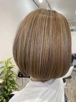 アオイ(AOI)&nbsp;切りっぱなしワンレンボブ