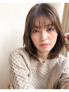 エアー 横浜(AIR) 【湯田】柔らか質感、内巻きミディアム