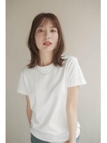 ムク 甲府(muku.)&nbsp;ミディアムヘア/斜めバング/グレージュカラー/甲府駅