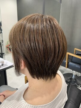 ディティール(Detail) 首元スッキリ×ショートボブ
