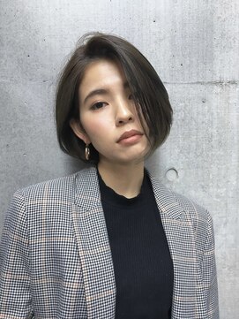 サンバレー(SUNVALLEY) 大人マニッシュボブグレージュアッシュ