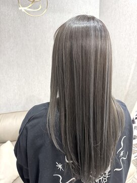 リズバイジル(Liz by JILL) ハイライトグレージュ！