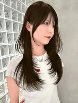 ロンド ジュルード 名古屋(Lond jeloud)&nbsp;流行りのハッシュカットでこなれ感溢れるレイヤーヘア 学割 縮毛