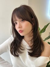 シティーバイローウェ 表参道(City/louwe) ミディアムレイヤー/オリーブベージュ/韓国風レイヤー