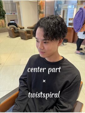 ラドンナアデッソ(LA.DONNA ADDESSO) ツイストスパイラルパーマ