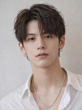 オグジュアリー 表参道(aux.) 束感黒髪ナチュラル人気流行フェザーパーマ韓国風