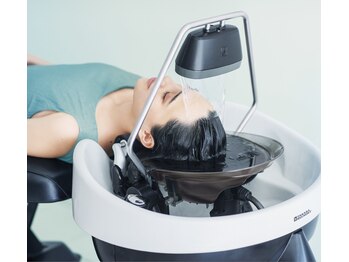 ヘアーアンドメイク ソファー 高森店(hair&make Sofa)の写真/【9:00～営業★】植物の力で頭皮&髪の悩みを解消♪ヘッドスパでエイジングケアと癒し体験♪