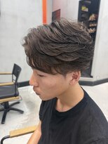 ネオン(NEON)&nbsp;フェザーパーマ