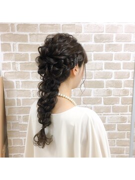 ヘアセット専門店 ナゴミ 池袋店(nagomi) 池田夏希さん*編みおろし