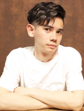 シアンデルカ(CYANDELUCCA) 外国人風ツーブロックパーマ