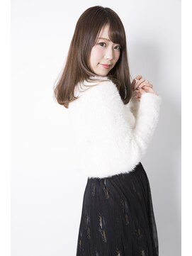 ソーホー ニューヨーク シズオカ(SOHO newyork SHIZUOKA) 無造作カールが大人かわいいセミディ