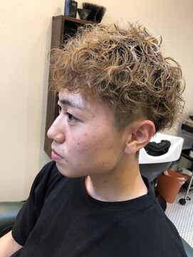 バーバー アカダマ カーリーヘア