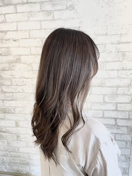 アン ココン(un.cocon) 【un.cocon 吉祥寺】大人可愛い 20代30代40代　韓国風巻き髪　♪