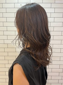 オースト ヘアー ステラ 新宿店(Aust hair Stella) リラクシーウェーブ×ナチュラルハイライト ペールベージュ K