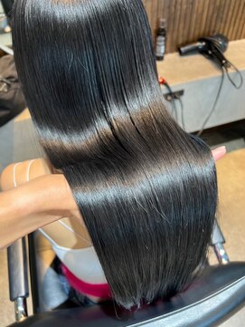 ドットハリス(.Hallis) 髪質改善/大人かわいい/ミディアム/ロング/20代/30代/40代