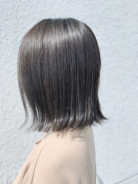 ラボリア(LABO li'a) マットグレージュ