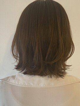 リタ(Lita) レイヤーボブ