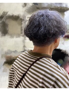 カッツプラスアロマ(Cuts+aroma) ショートボブ