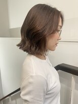 マロンベージュヘーゼルベージュカラー顔周りレイヤーカット