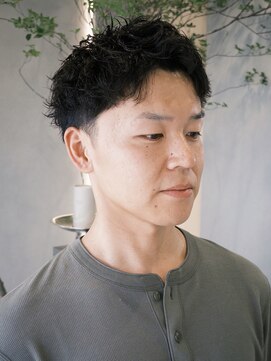 ヴィブル 多賀城市(vivre25) ピンパーマスパイキーショート/宮城/仙台/多賀城