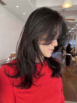 ビュートリアム 七里ヶ浜(BEAUTRIUM) 重ためレイヤースタイルとブリーチなし透明感カラー♪