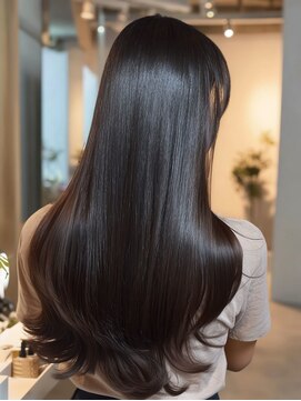 クオリス 赤塚店(QUALIS) 冬の小顔◎髪質改善暗色ロングストレート韓国風