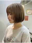 ハイトーンピンクベージュボブ/Wカラー