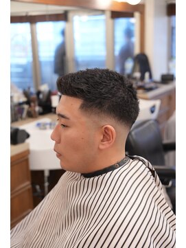 ザチョップショップ キチジョウジ(THE CHOP SHOP KICHIJOJI) クルーカットスキンフェードカットシェービング吉祥寺理容室