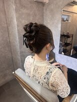 サーディースリーエーカーズヘアスタジオ(33Acers Hair Studio)&nbsp;高めアップ