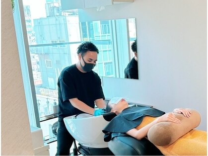 アールサロンギンザ(Rr SALON GINZA)の写真