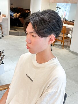 キャンバス バイ ネオリーブ 横浜西口(Canvas by neo.) 横浜/センターパート/ニュアンスパーマ/フェザーパーマ