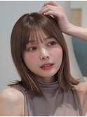韓国風くびれミディアムボブハッシュカット