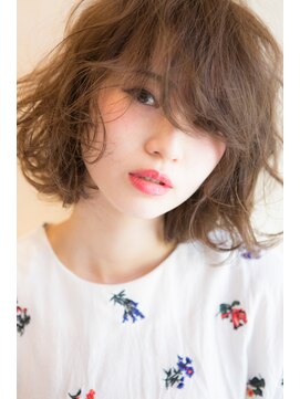 ランプヘアー(Lamp hair) ノーパートミディ