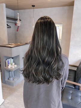 リエンス(RIENS) 【RIENS】スジ感ハイライト巻き髪×山本優舞