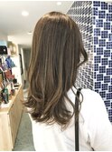 〈大人女子のこなれセミロング〉