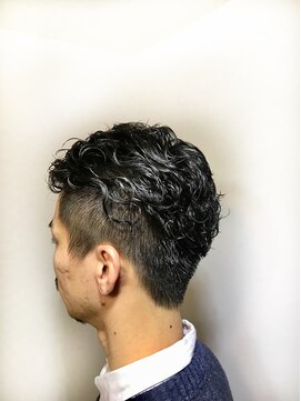 リリー シンジュク(Lilly) 【Lilly新宿】ツーブロxウェットパーマスタイル メンズカット