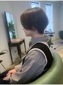 ショートボブ_長めバング