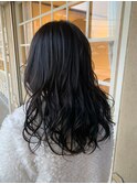 深みのあるブルーバイオレット