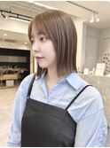 結べるぱつっと長めボブ☆やわらかベージュ