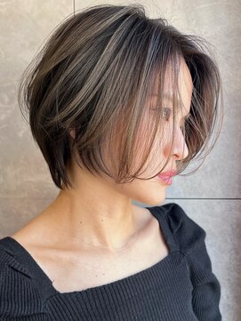 トルネード(TORNADO) 外国人風前下がりショート N8.6