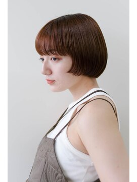ピズム(PISM) ショートボブ/前上がりボブ/オリーブベージュ/ワイドバング