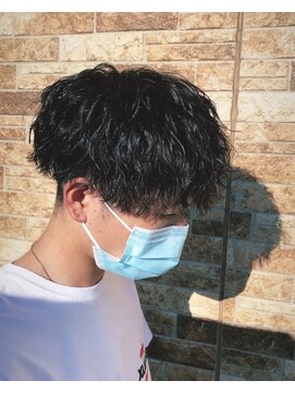 ルドバイシャルム 小山(Ld. by charme) 緩めツイストスパイラルパーマ