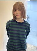 まろやかベージュ × レイヤーぷつっとボブ